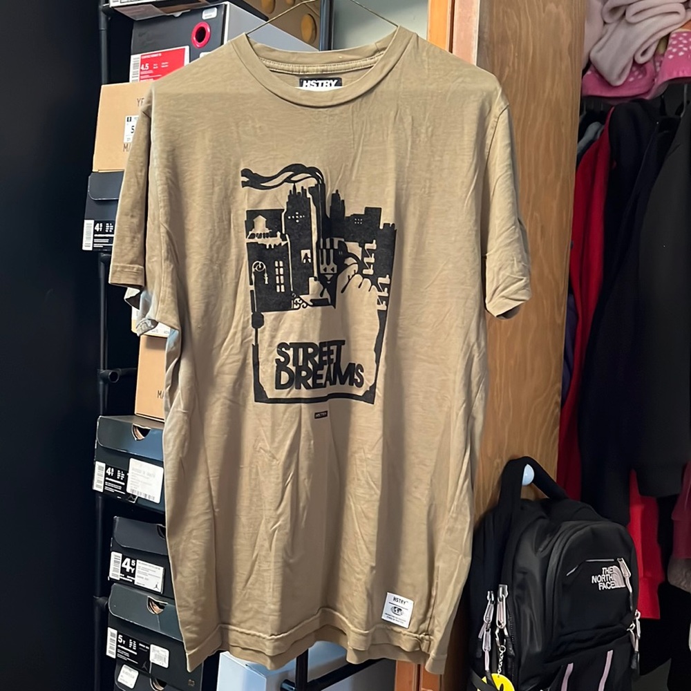 HSTRY Green Tee